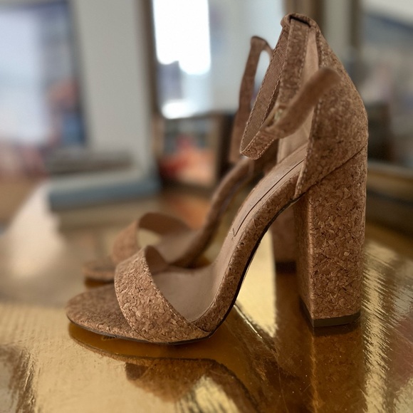 Guilty Soles Shoes - Guilty Soles Cork Chunky Heel Sz W6 4” Heel